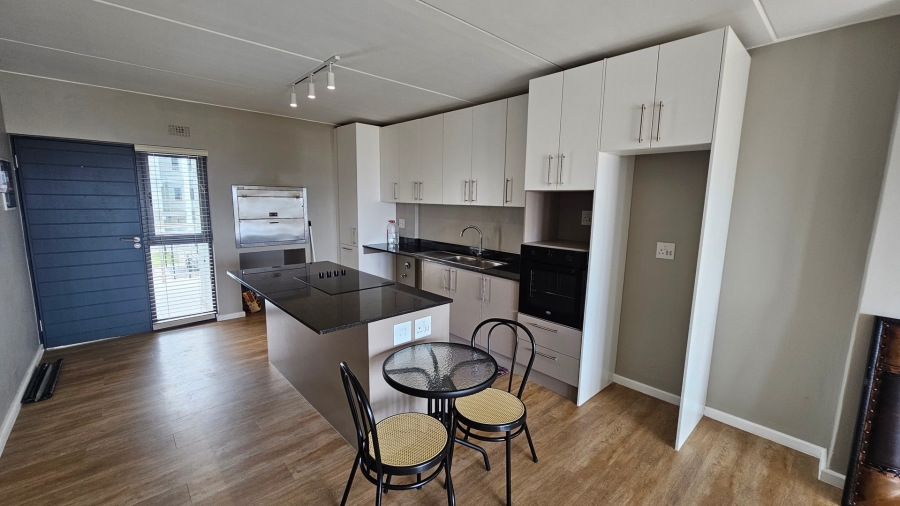 2 Bedroom Property for Sale in Olifantskop Western Cape